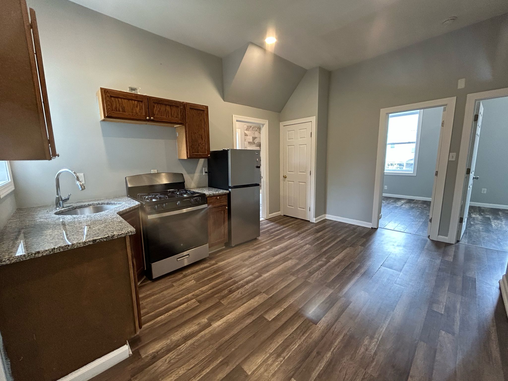 1720 West Tioga Street - 3