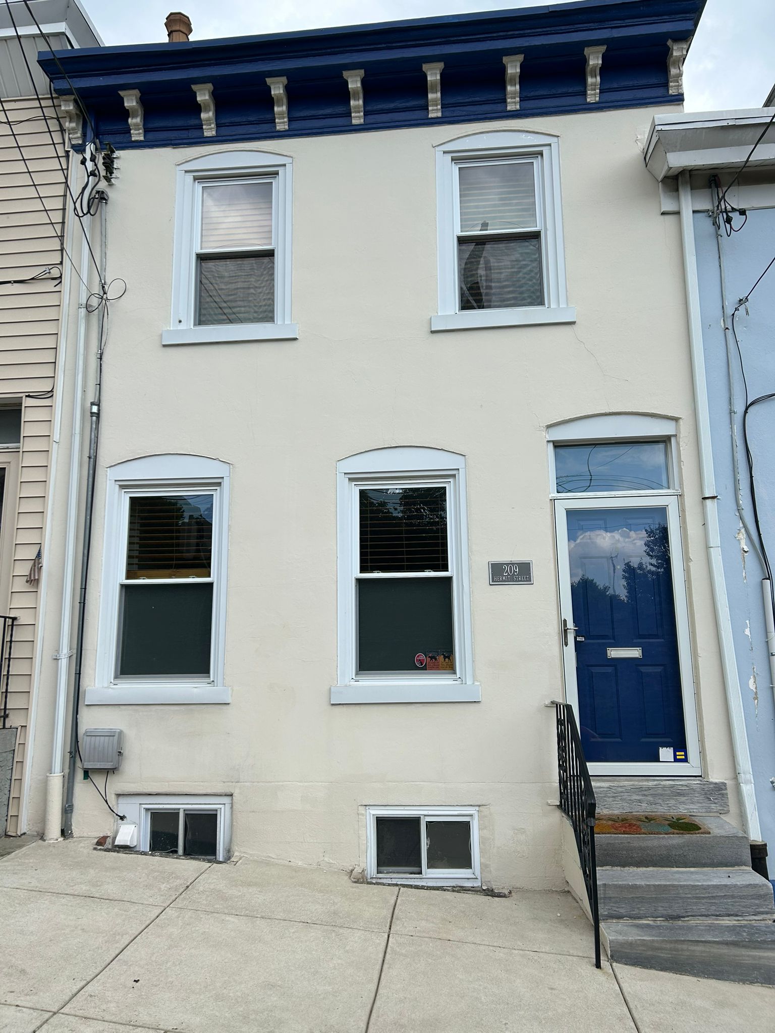 209 Hermit Street
